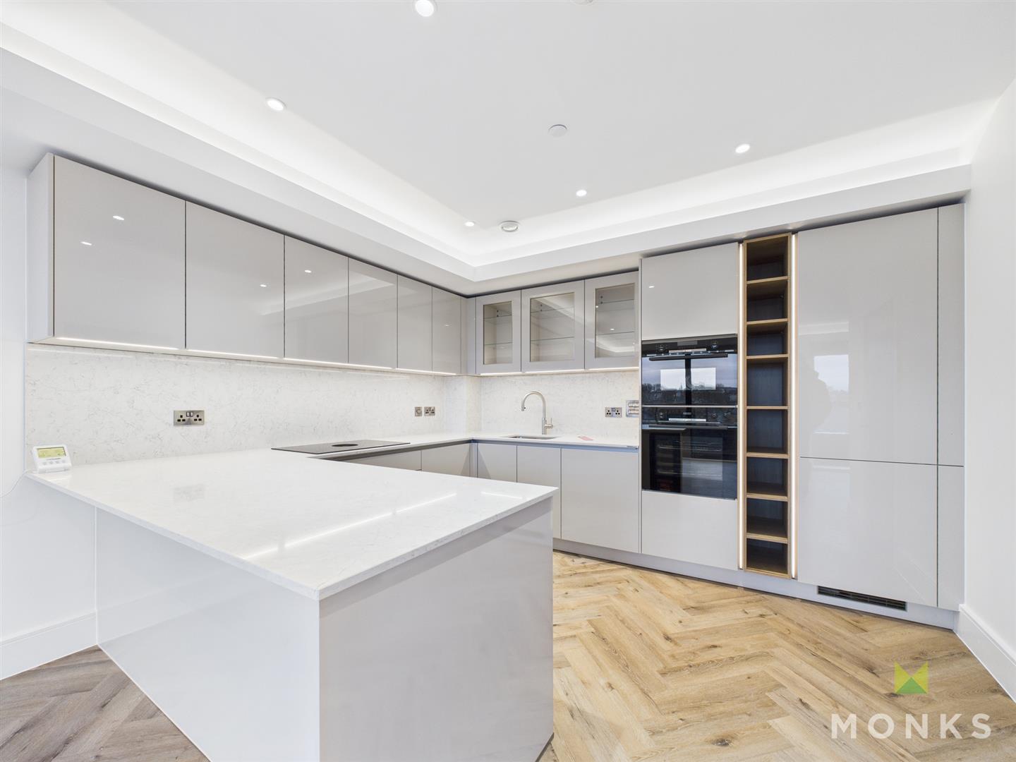 Penthouse 36 Old Coleham Court, Shrewsbury, SY3 7BS For Sale